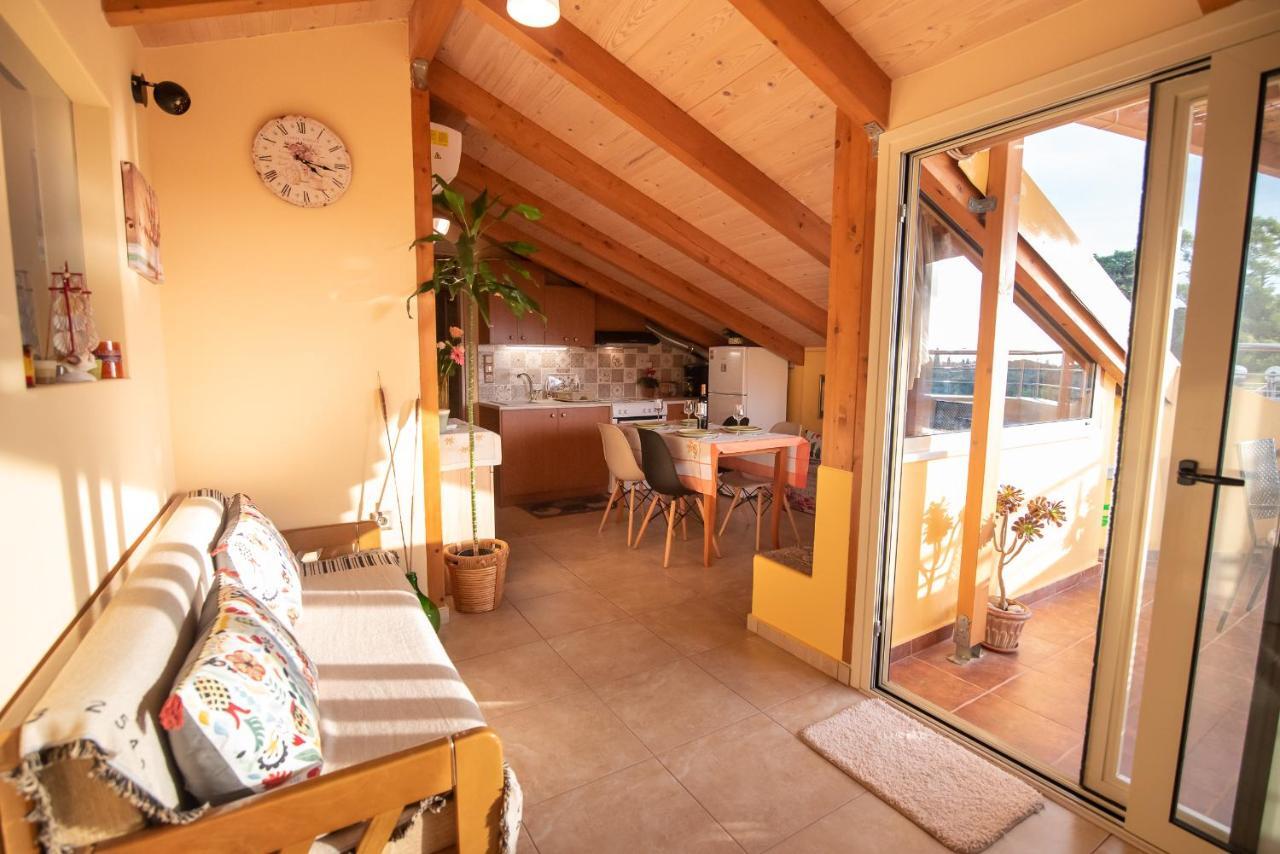 Soffitta Luminosa Apartment Preveza Luaran gambar